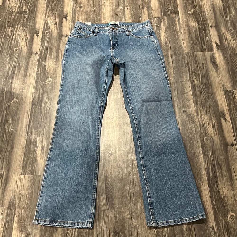 Wrangler Cash bootcut jeans cowgirl cut denim